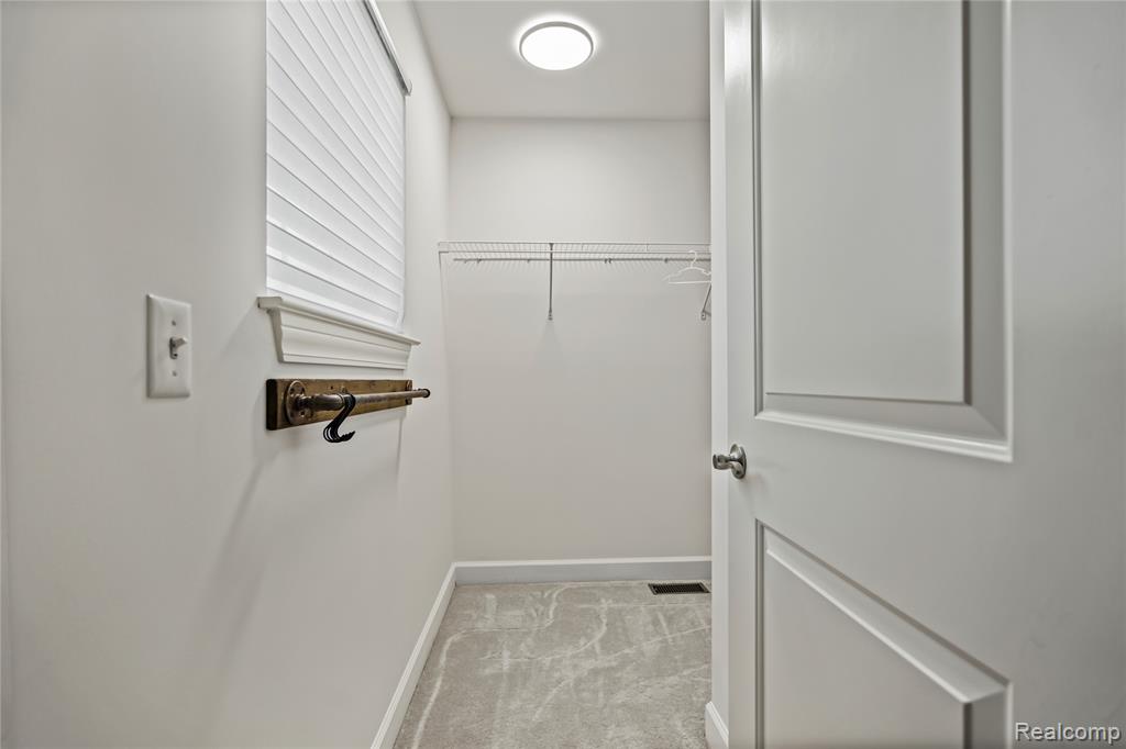 800 N Dorchester Avenue, Royal Oak, MI 48067 — Photo 26