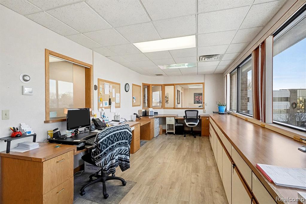 4705 Towne Centre Road, 304, Saginaw, MI 48604 — Photo 13