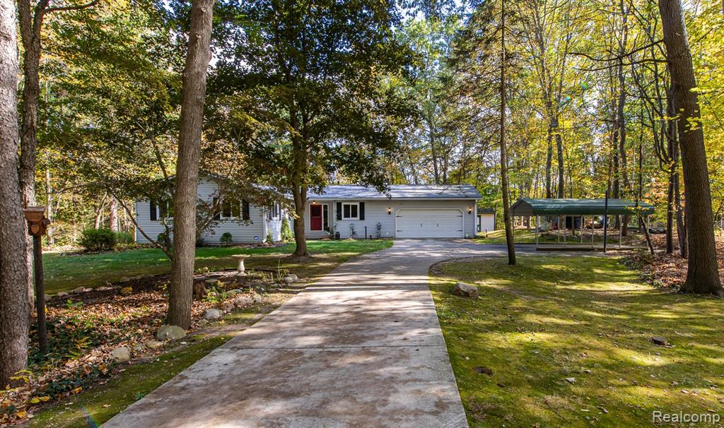 1969 Woodsman Drive, Ortonville, MI 48462 — Photo 2