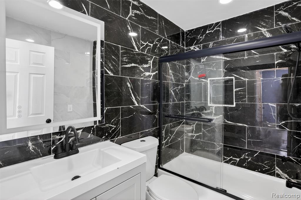805 Birch Street, Saginaw, MI 48601 — Photo 12