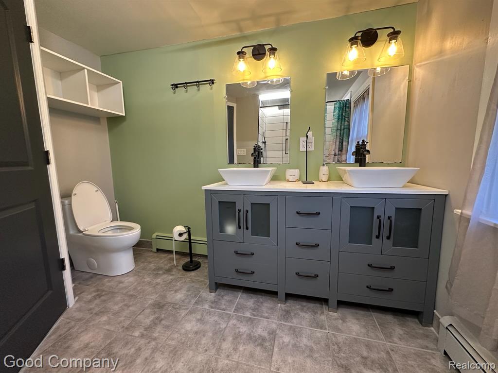 720 W Commerce Road, Commerce Twp, MI 48382 — Photo 12