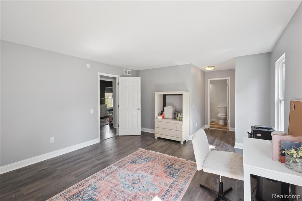 5015 Langlewood Drive, West Bloomfield, MI — Photo 31