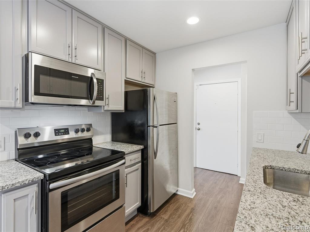 607 E Fox Hills E Drive, Bloomfield Hills, MI 48304 — Photo 5