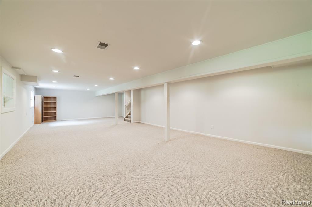7191 ELDERWOOD Circle, Clarkston, MI — Photo 47