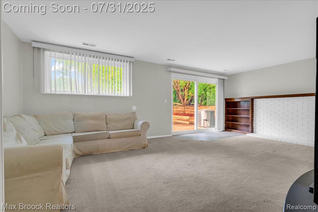 536 Fox River Drive, Bloomfield Hills, MI 48304 — Photo 26
