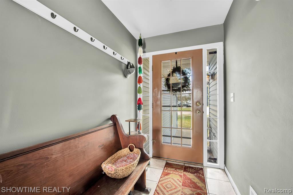 97 AVERY Street, Mount Clemens, MI 48043 — Photo 6