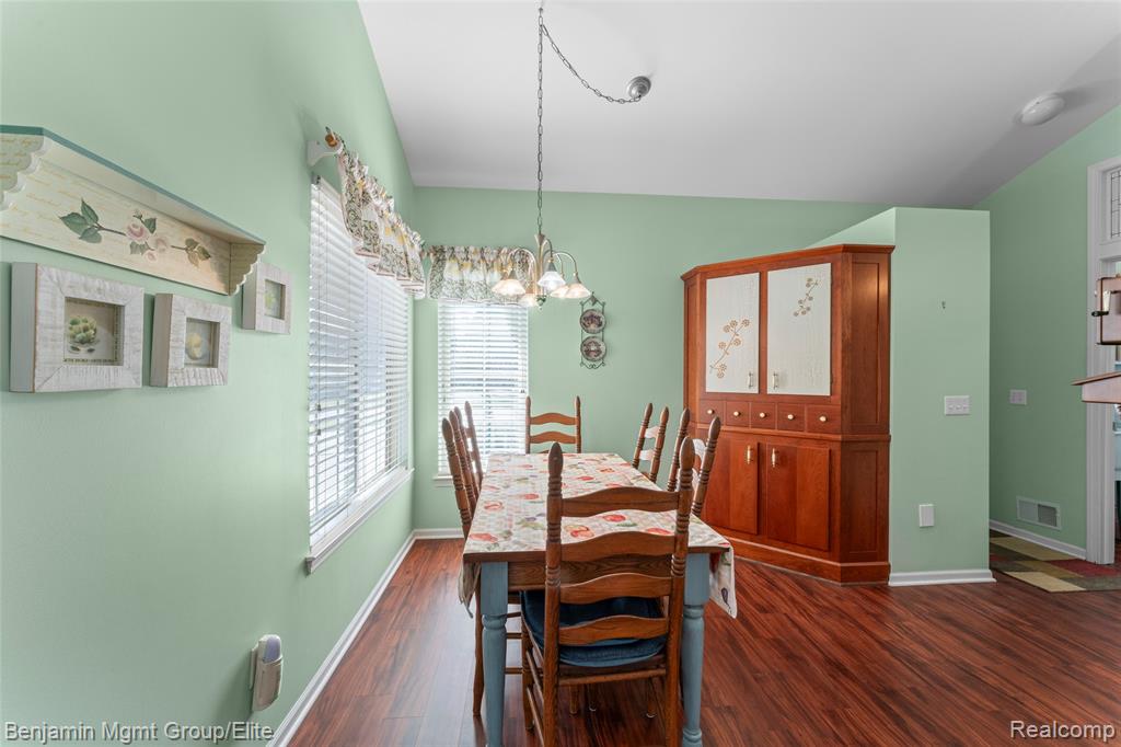 5380 Versailles Avenue, Brighton, MI 48116 — Photo 11