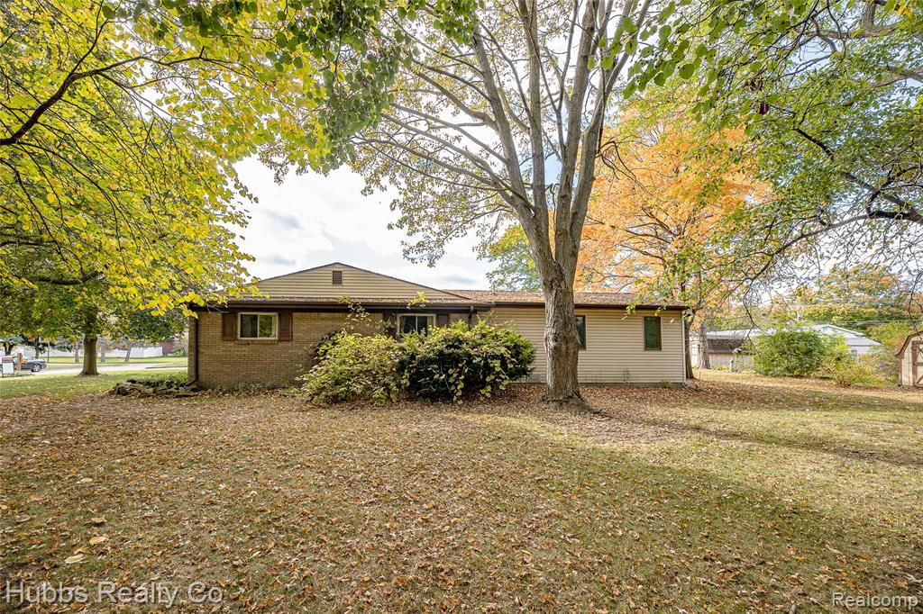 7122 Abbey Lane, Swartz Creek, MI 48473 — Photo 18