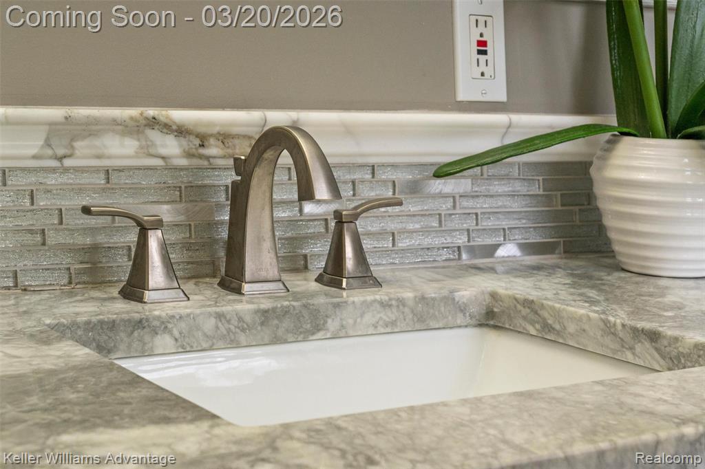 9114 Cardwell Street, Livonia, MI 48150 — Photo 42