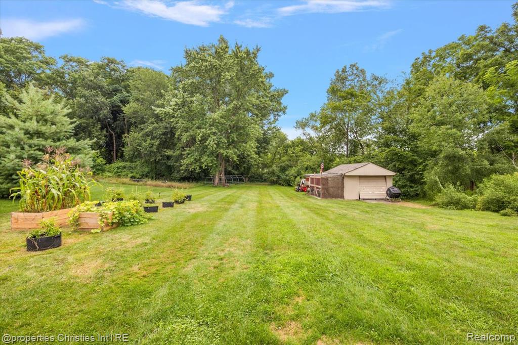 87 N Roslyn Road, Waterford, MI 48328 — Photo 26