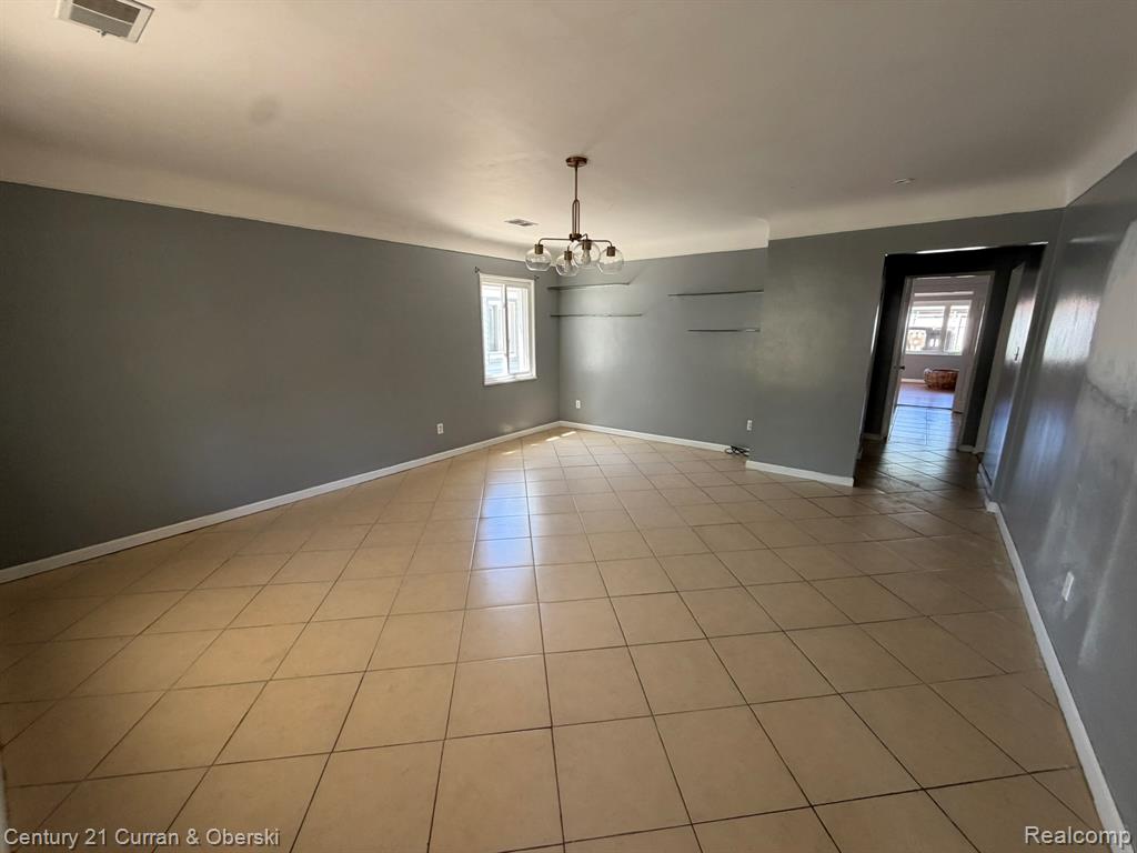 7427 DREXEL Street, Dearborn Heights, MI 48127 — Photo 2