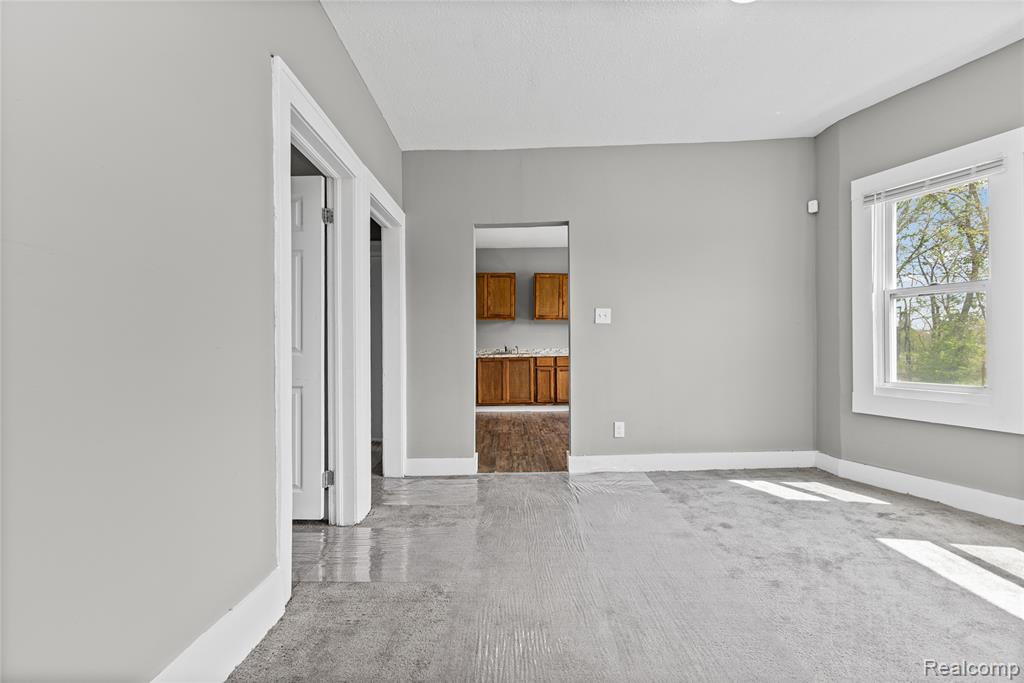 3010 Montclair Street, Detroit, MI 48214 — Photo 18