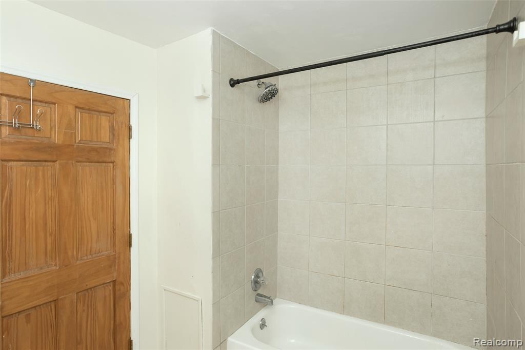 922 Butternut Avenue, Royal Oak, MI 48073 — Photo 10