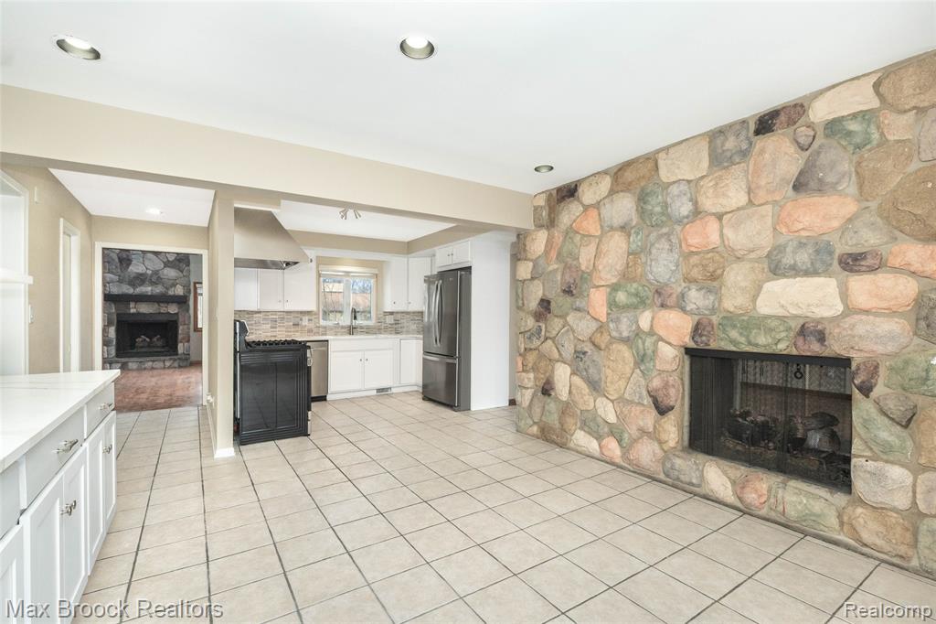 6730 Halyard Road, Bloomfield Hills, MI 48301 — Photo 18