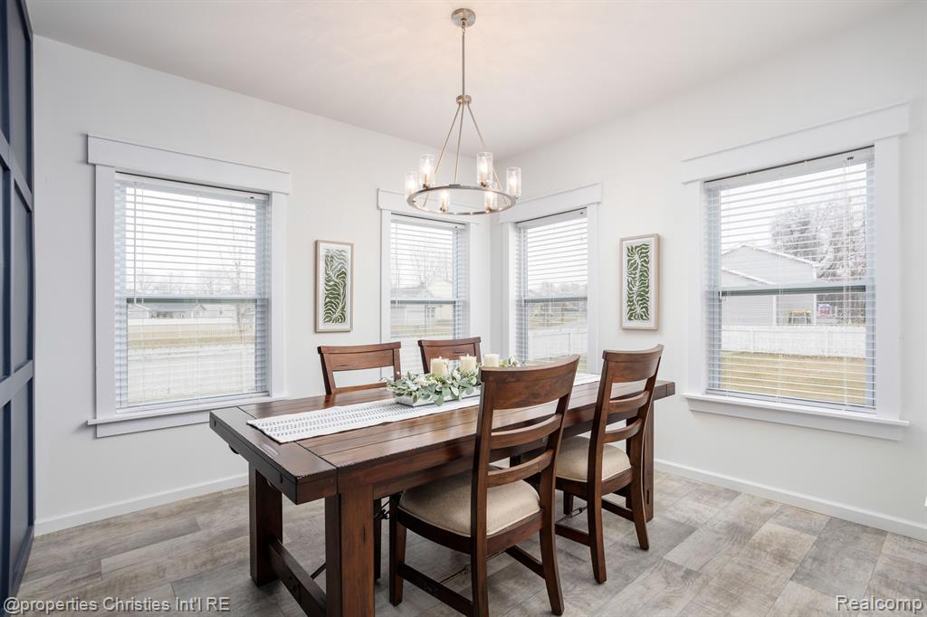 844 SADDLEBROOK Drive, Linden, MI 48451 — Photo 12