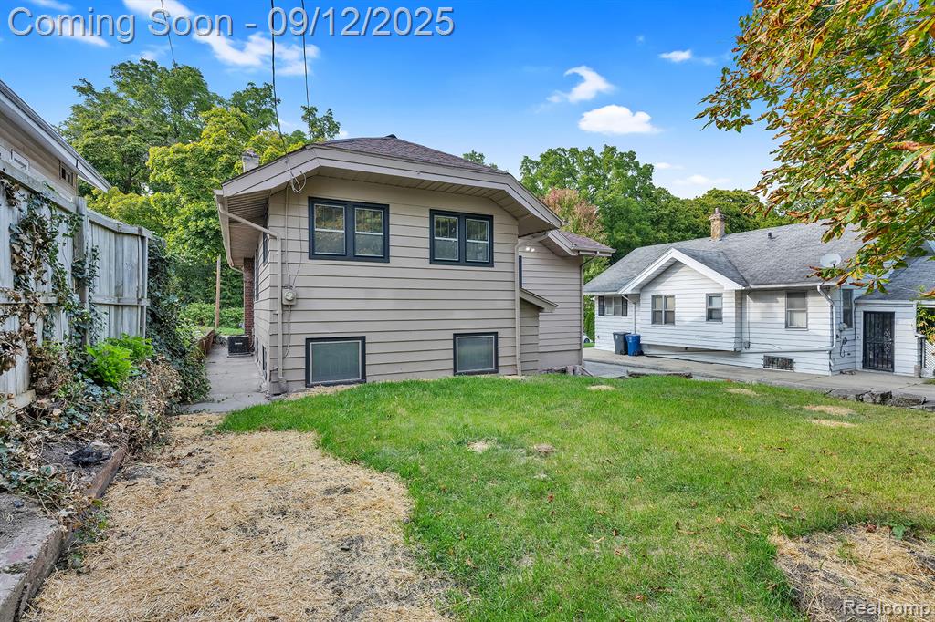 920 Belmont Avenue, Flint, MI 48503 — Photo 33
