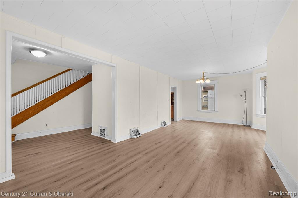 902 S Washington Avenue, Royal Oak, MI 48067 — Photo 4