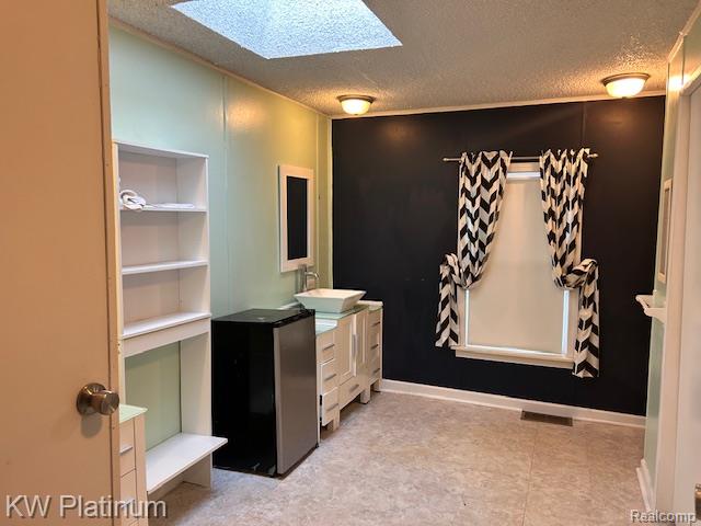 48606 Lakeview Circle, Shelby Twp, MI 48317 — Photo 30