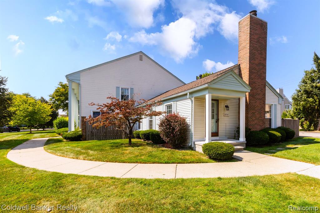 23793 STONEHENGE, Novi, MI — Photo 2