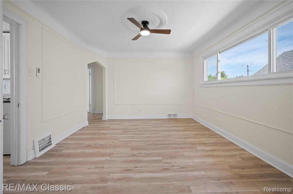 7239 Barrie Street, Dearborn, MI 48126 — Photo 22