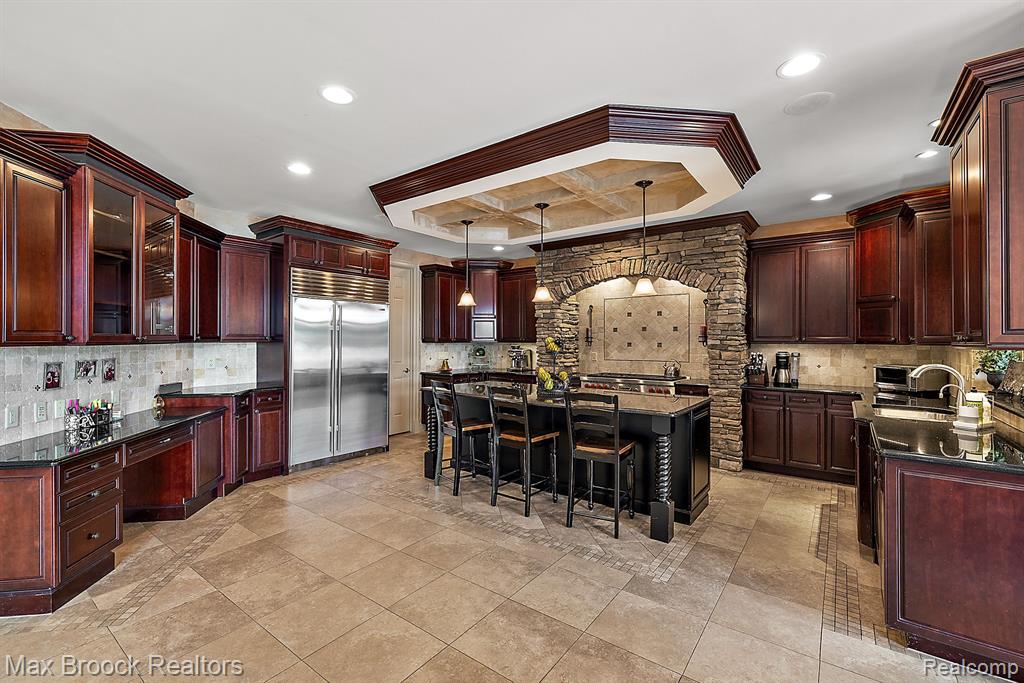 6340 Lakeshore Street, West Bloomfield, MI 48323 — Photo 14