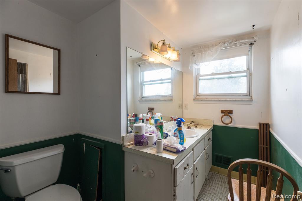 29823 Kingsbridge Drive, Gibraltar, MI — Photo 35