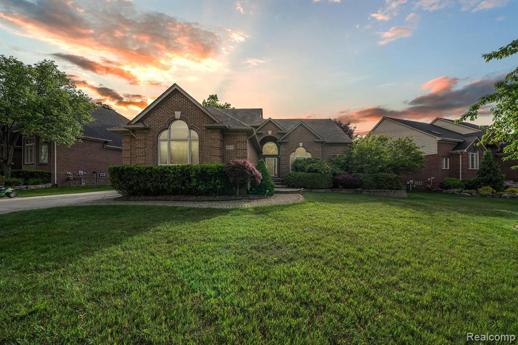 55712 LANCEWOOD Drive, Shelby Twp, MI 48316 — Photo 2