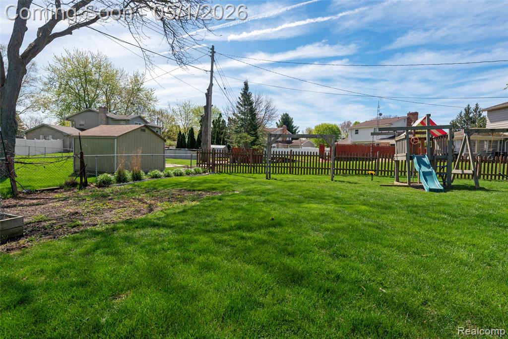6109 Pebbleshire Drive, Grand Blanc, MI 48439 — Photo 44