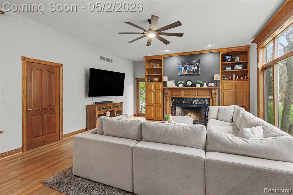 9655 Birch Run, Brighton, MI 48114 — Photo 17