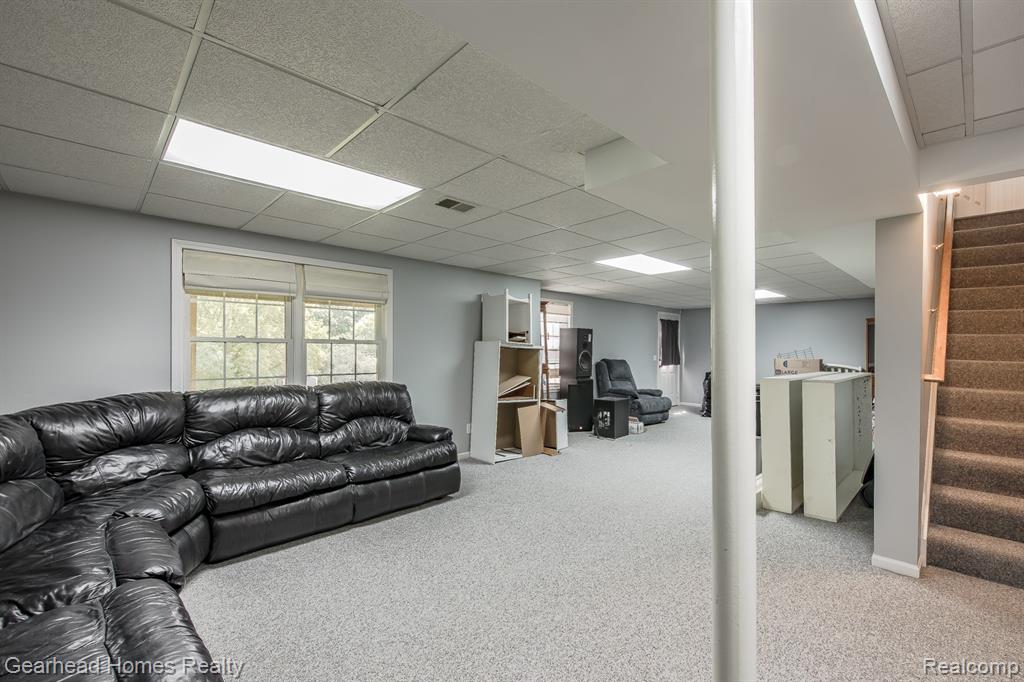 8088 Denton Hill Road, Fenton, MI 48430 — Photo 33