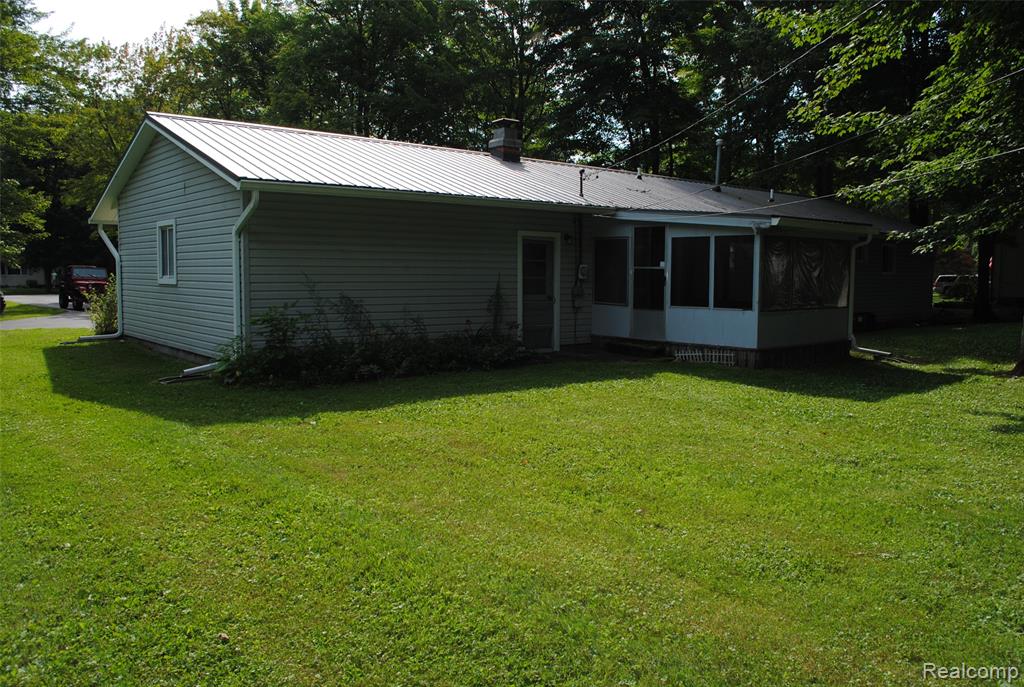 3103 Nokomis Trail, Clyde, MI 48049 — Photo 5