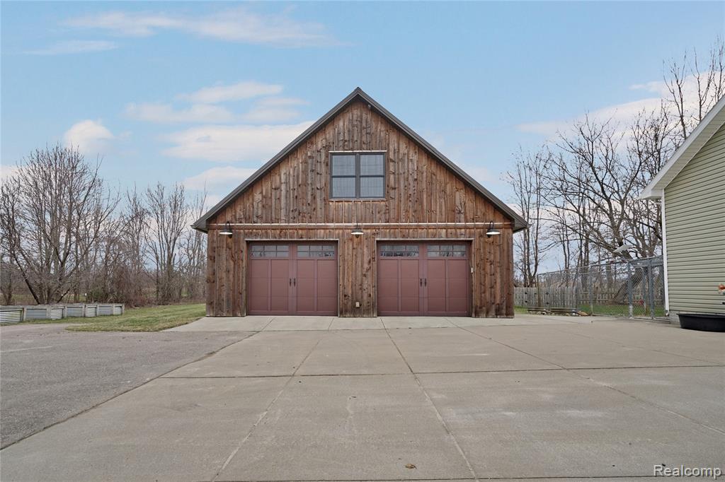 3690 Brauer Road, Oxford, MI 48371 — Photo 40