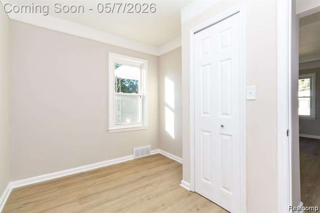 8269 Westminster Avenue, Warren, MI 48089 — Photo 14