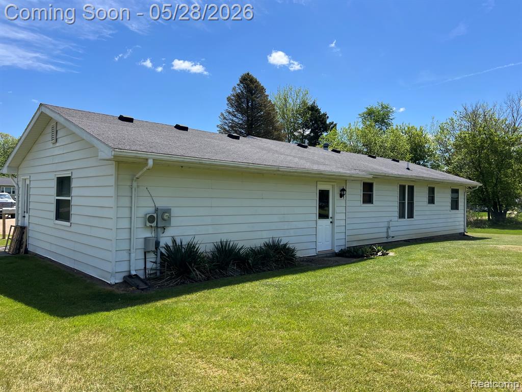 1725 Farnsworth Road, Lapeer, MI 48446 — Photo 3
