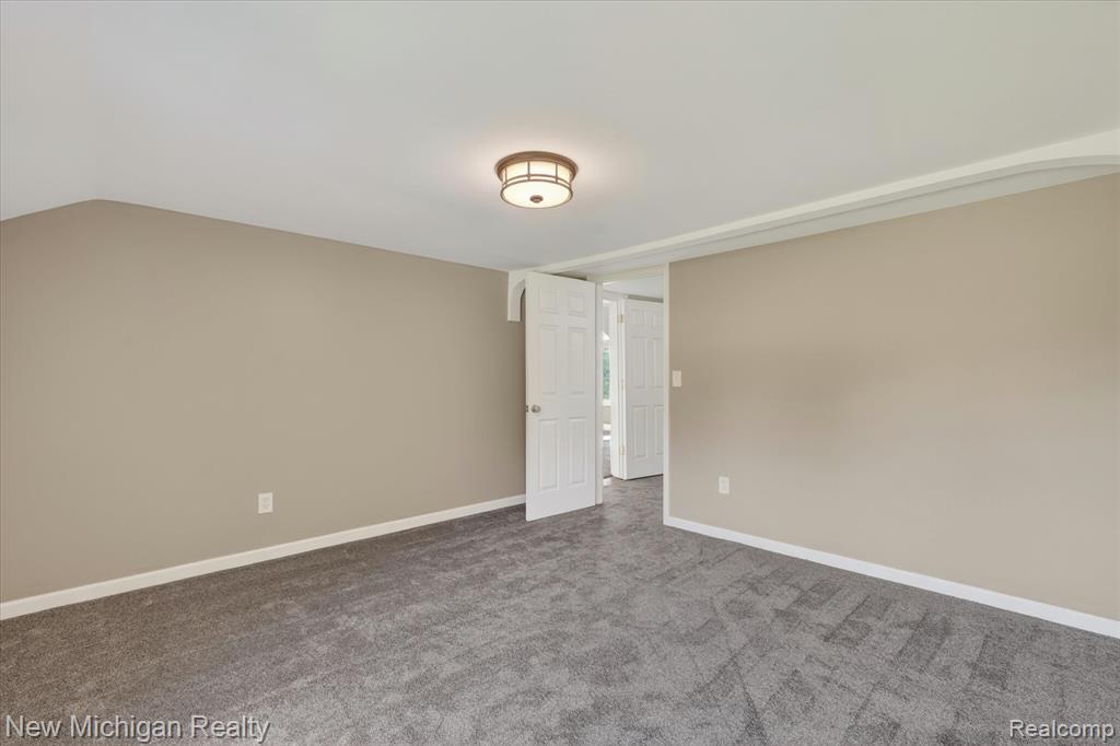 11374 Lahring Road, Byron, MI 48418 — Photo 34