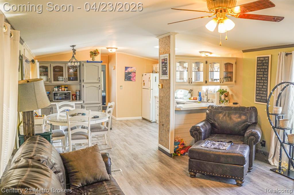 831 N Pontiac Trail, 37, Walled Lake, MI 48390 — Photo 6
