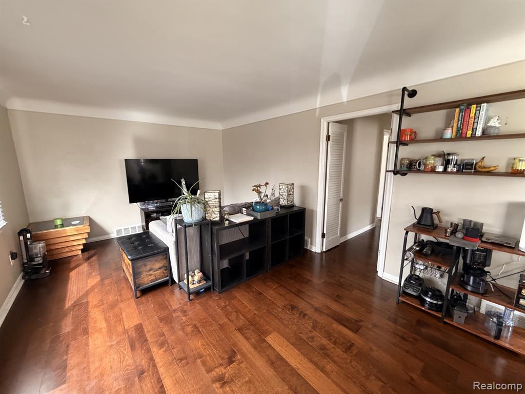 1071 13th Street, Wyandotte, MI 48192 — Photo 3