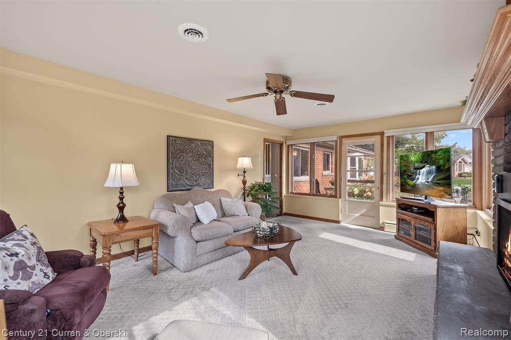 47245 Battleford Lane, Northville, MI 48167 — Photo 23