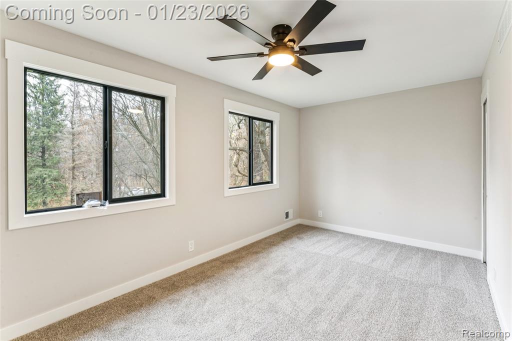 9398 Ortonville Road, Clarkston, MI 48348 — Photo 17