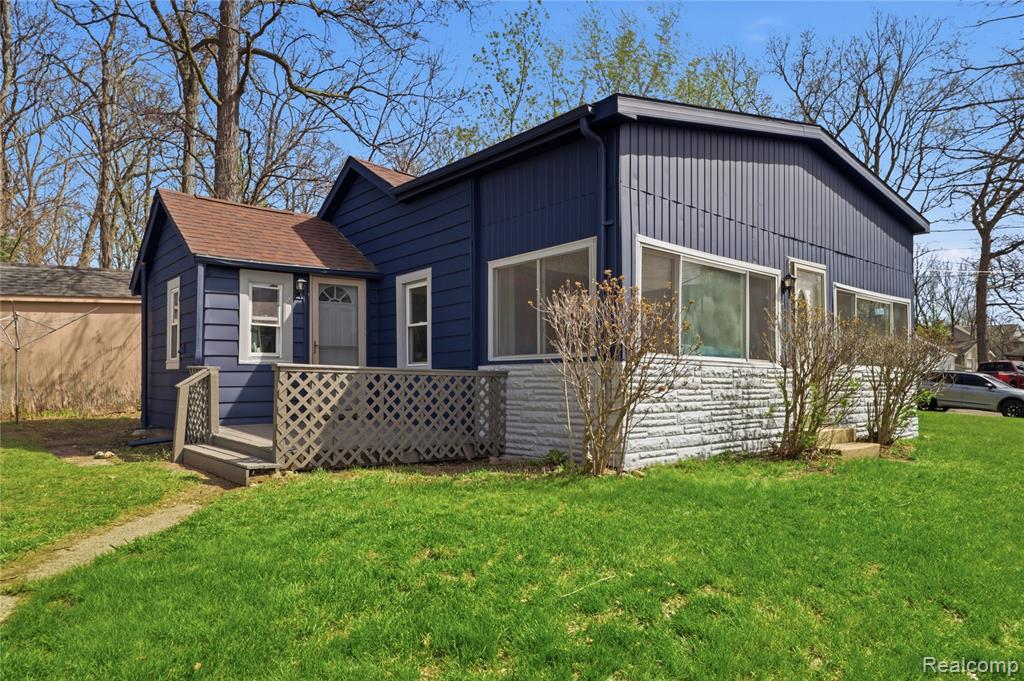 4168 Minnetonka Drive, Linden, MI 48451 — Photo 41