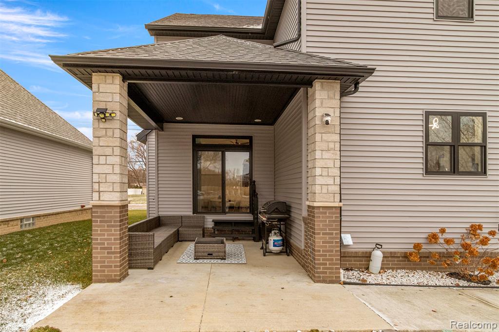 8615 Greendale Drive, Sterling Heights, MI 48312 — Photo 43