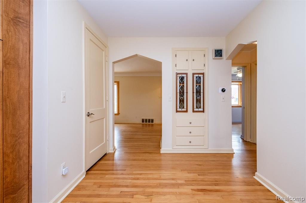 1863 Thomas Avenue, Berkley, MI 48072 — Photo 20