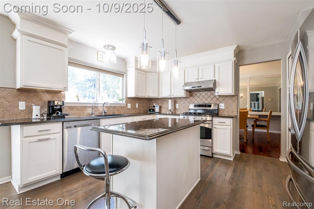 785 Akehurst Lane, White Lake, MI — Photo 15