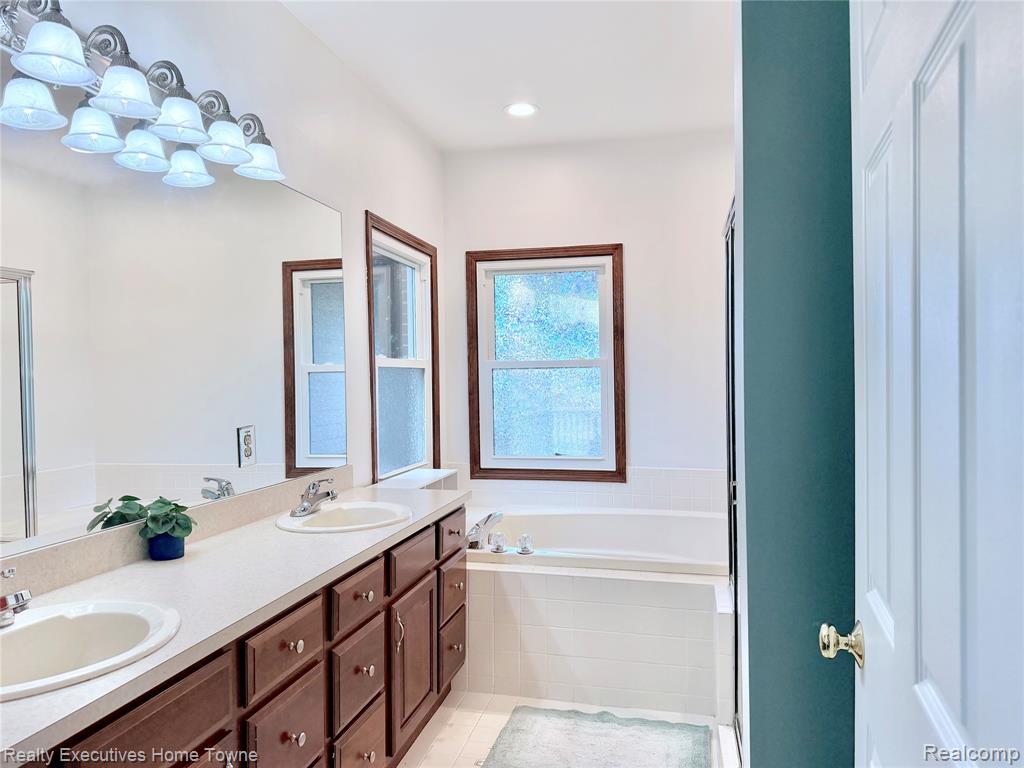 52762 S Weathervane Drive, Chesterfield, MI 48047 — Photo 19