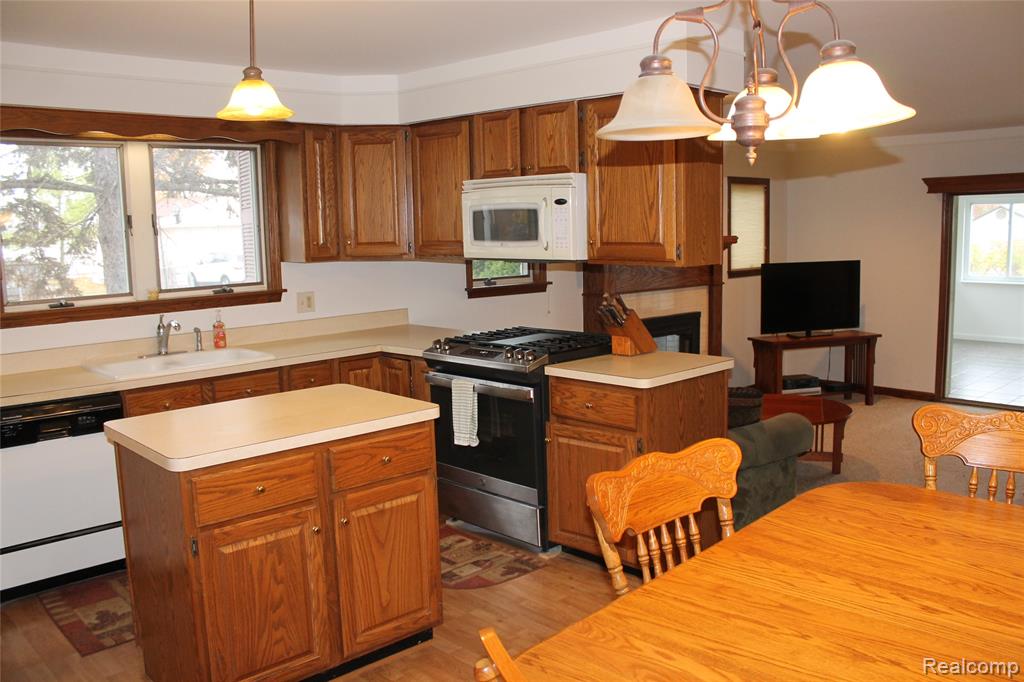 4986 Jackson Street, Trenton, MI 48183 — Photo 18