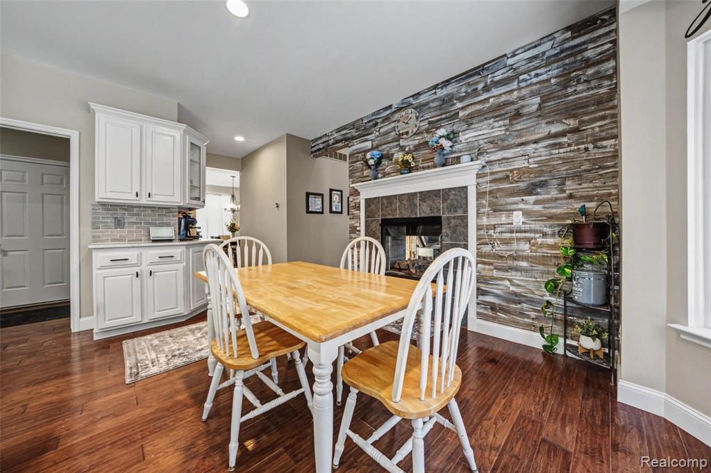 9623 Windsor Lane, Clarkston, MI 48348 — Photo 19
