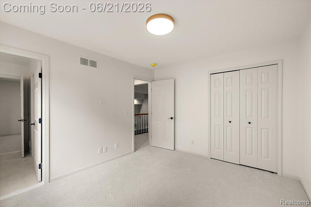 6403 W Oaks Drive, West Bloomfield, MI 48324 — Photo 65