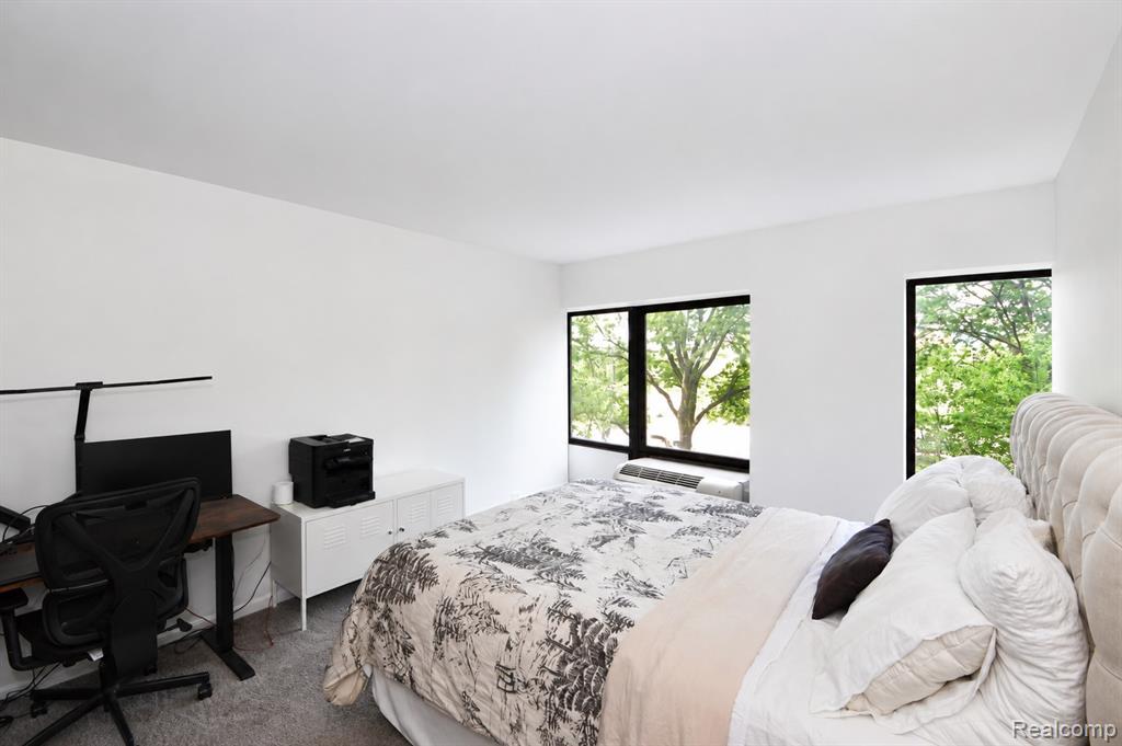 5000 Town Center, Southfield, MI 48075 — Photo 8