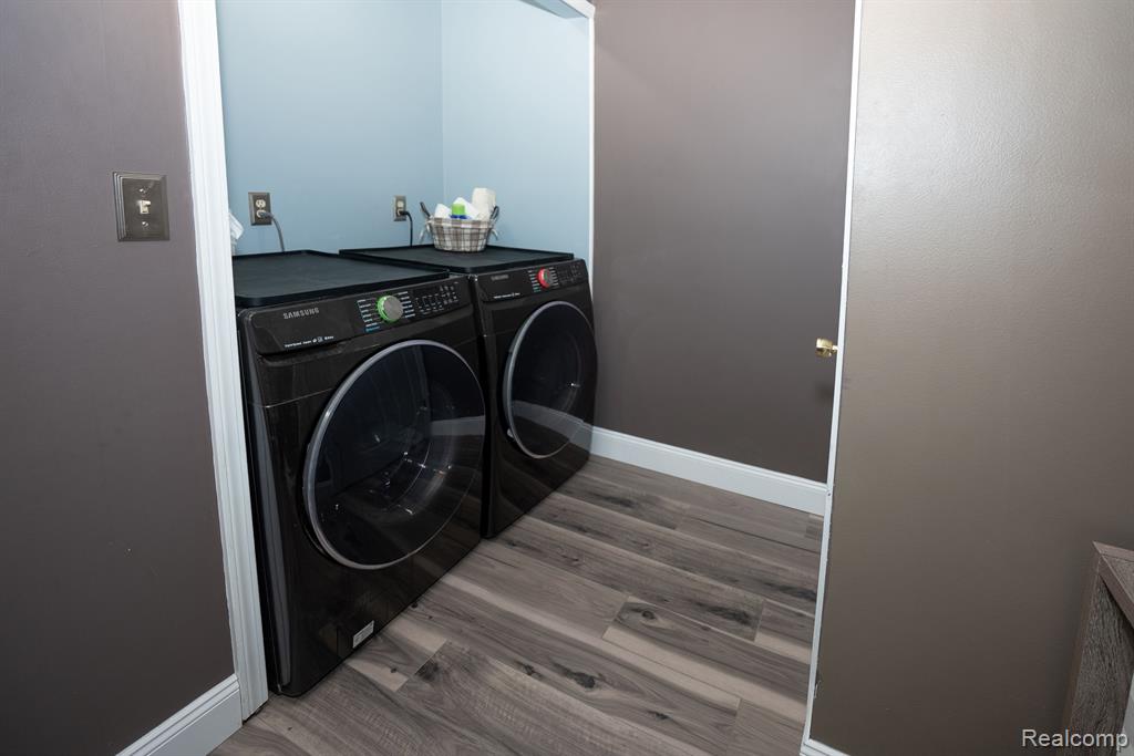 472 CENTRAL Street, Marysville, MI 48040 — Photo 19