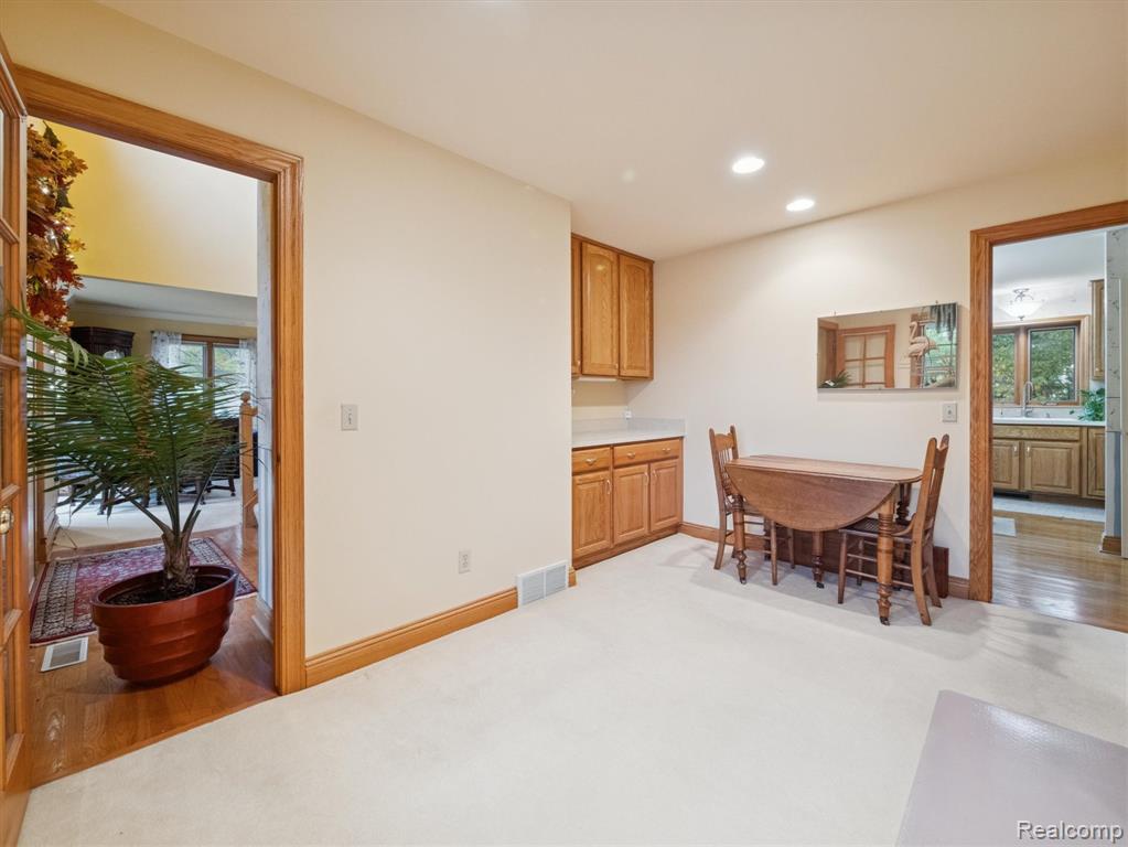 16184 Pine Lake Forest Drive, Linden, MI 48451 — Photo 23